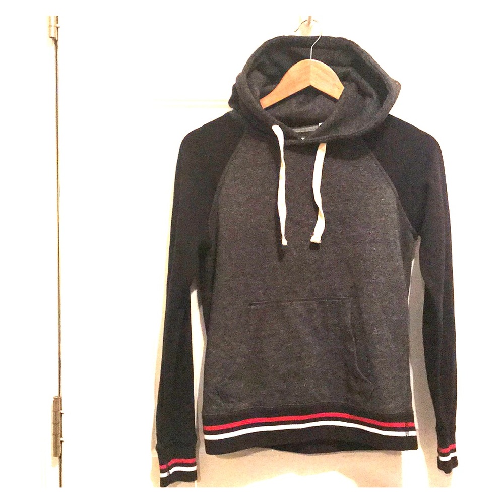 A Tailgate Small sweatshirt. Great condition! 👍